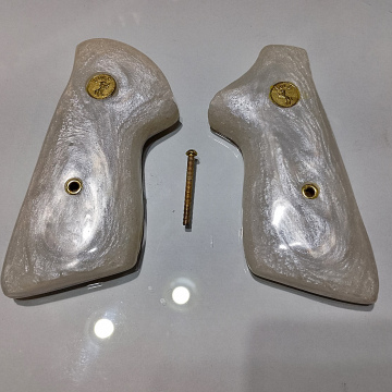 Cabo empunhadura Revolver Colt King Cobra 357 Madrepérola
