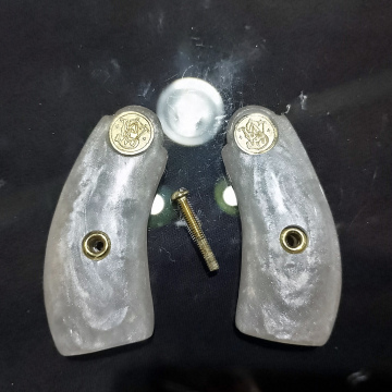 Cabo coronha Revolver Smith & Wesson cal.22 madrepérola