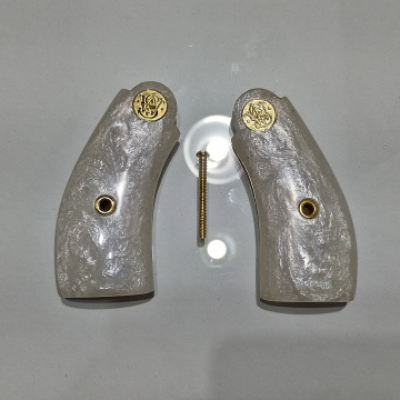 Cabo empunhadura Revolver Smith & Wesson cal.38 madrepérola